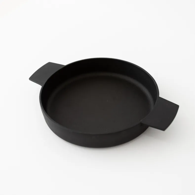Kamasada Lacquered Iron Nesting Pans