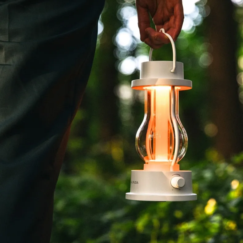 BALMUDA - The Lantern