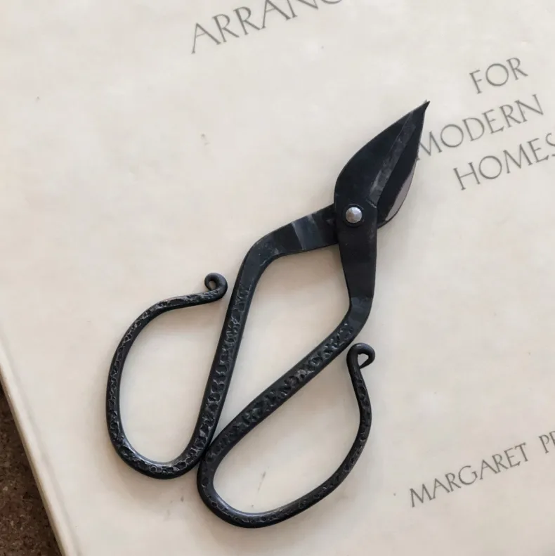 Tajika Branch Scissors