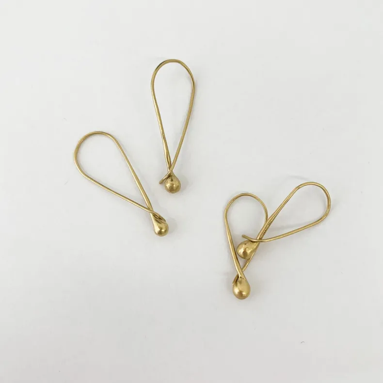 Black Barc 'Ren' Earrings