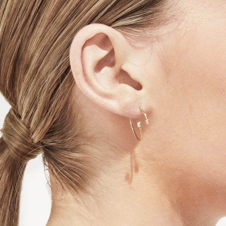 Shihara Twist Round Earring 02