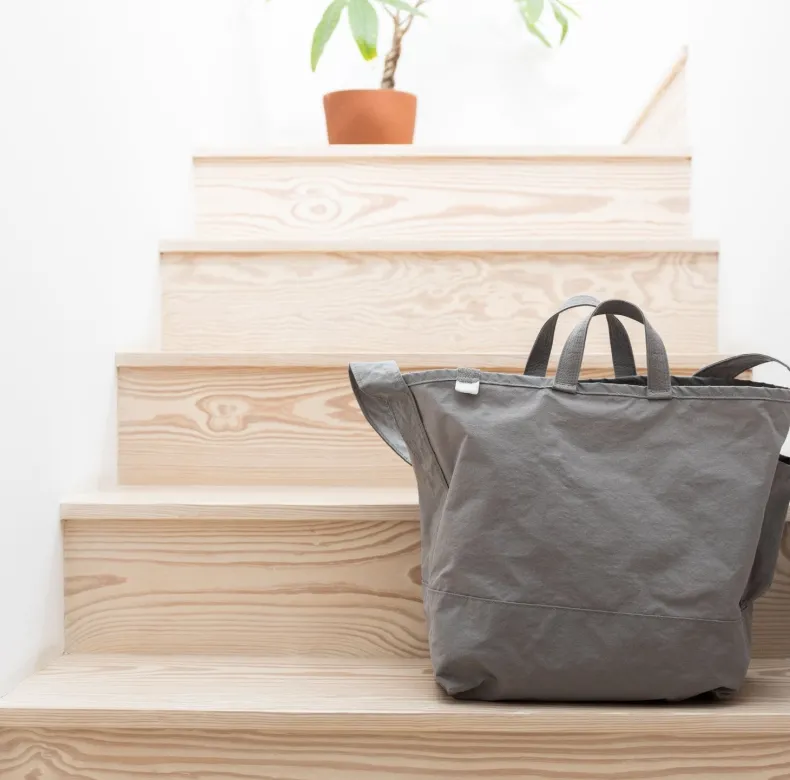 ANUNFOLD Side Pocket Tote Bag - Gray