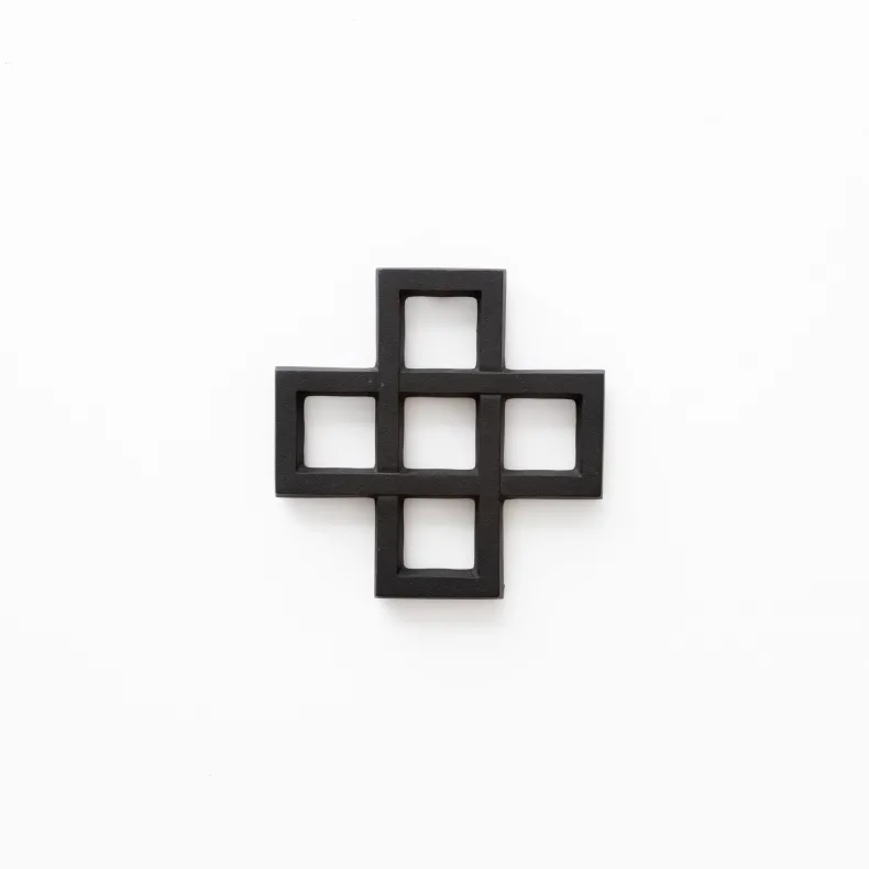 Kamasada Nambu Tekki Trivets