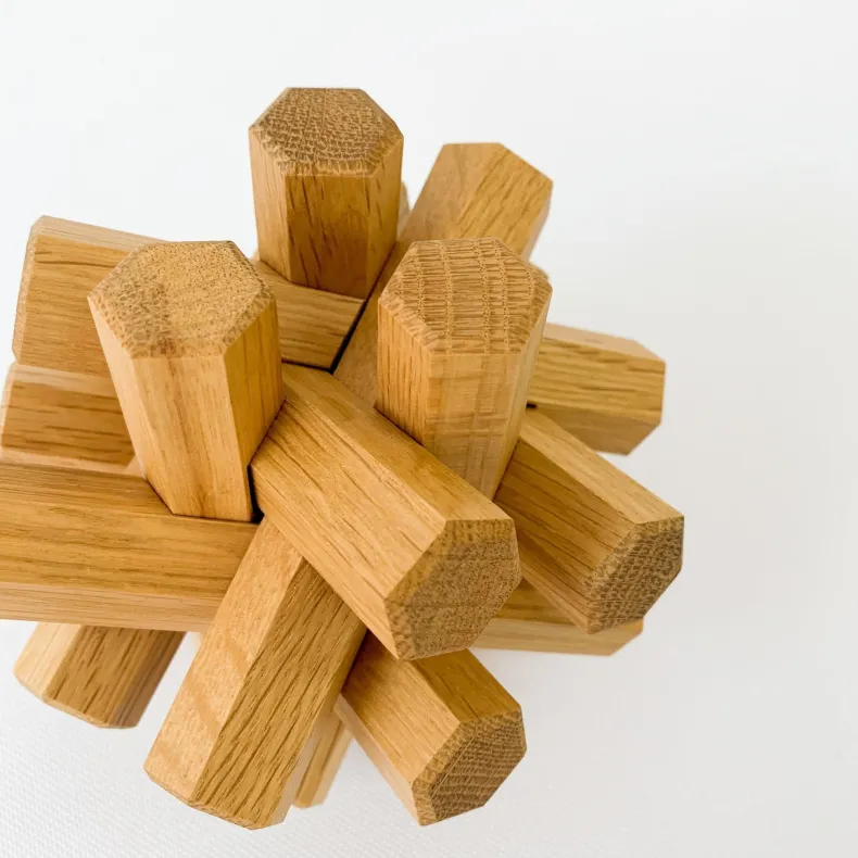 Oak Puzzle 12 Pieces