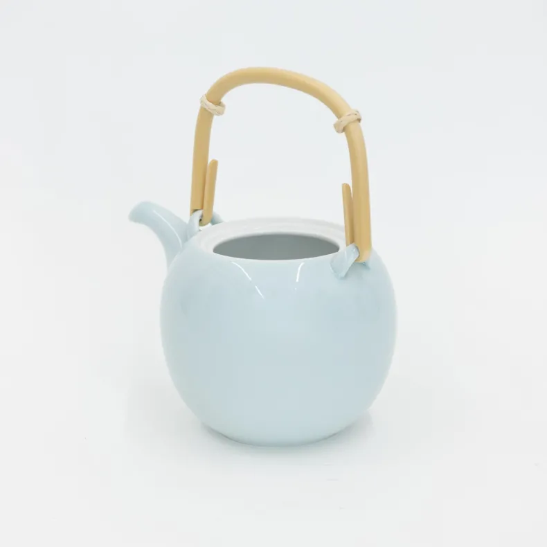 Hakusan Porcelain Mayu Teapot